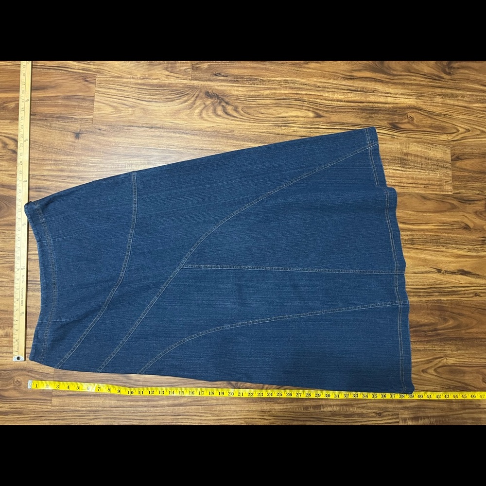 New Creations skirt. Size: 12. Color: Blue